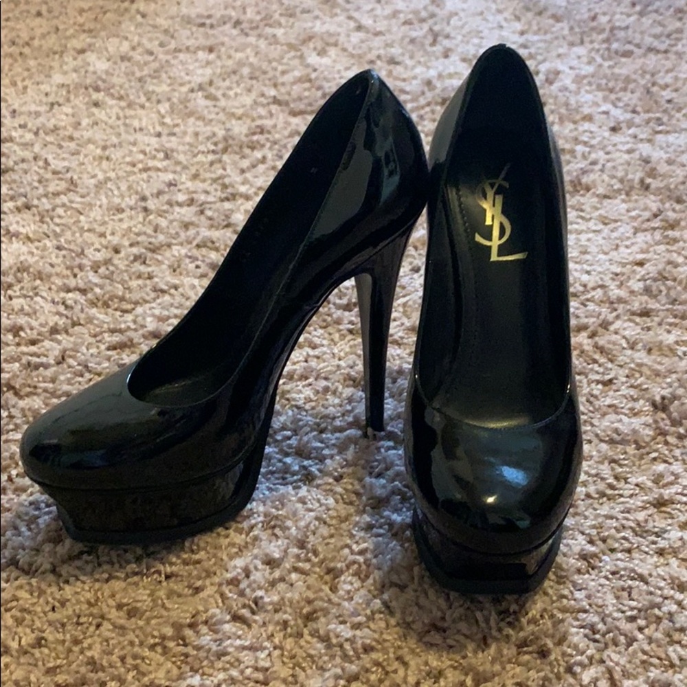 YSL Tribute Black patent leather pumps US 6